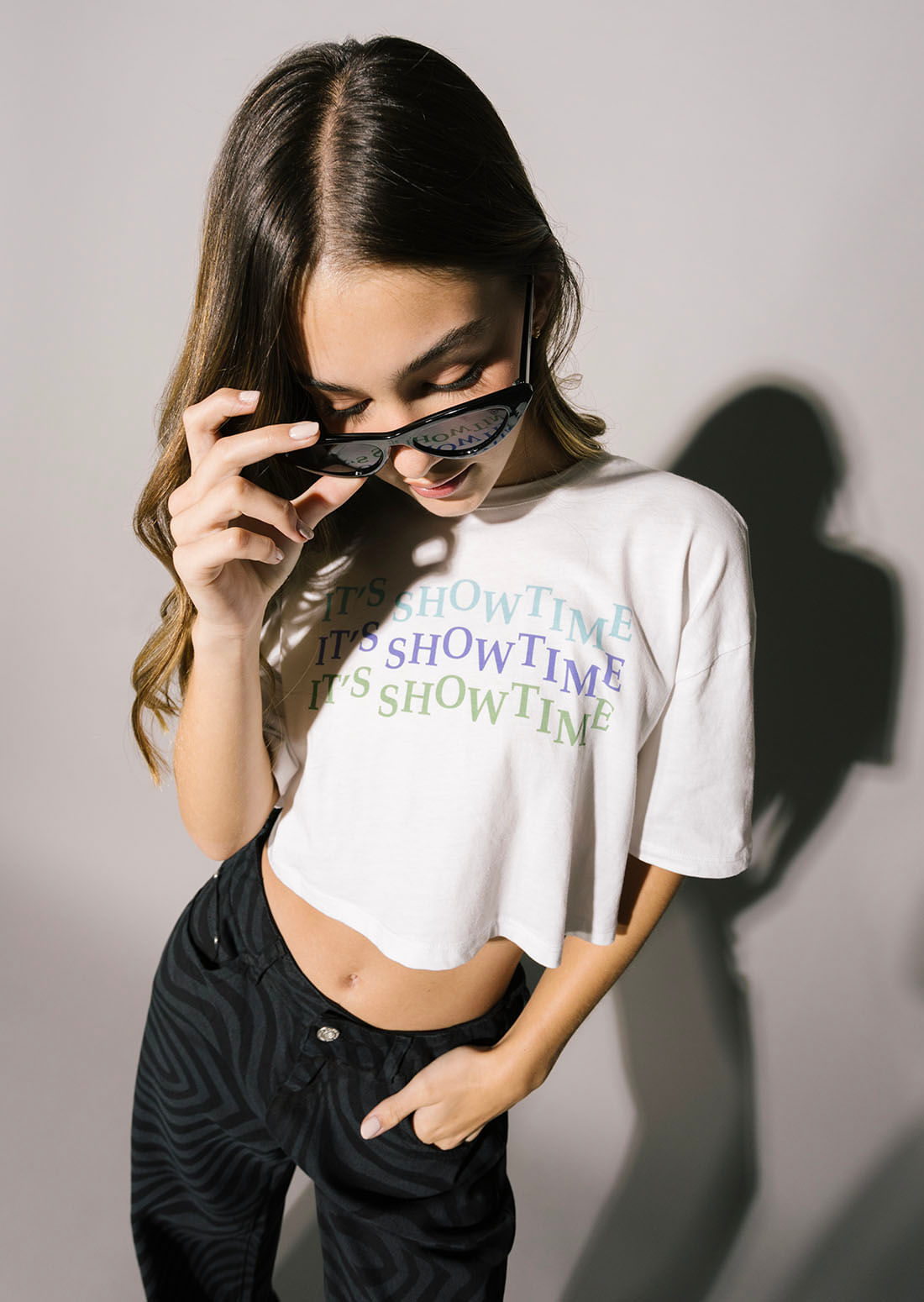 Camiseta oversize blanca con estampado para adolescentes