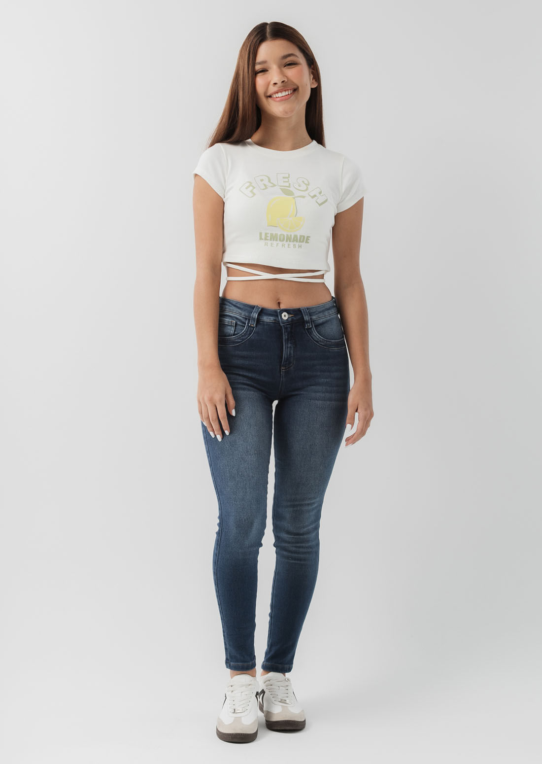 Jean crazy medio oscuro con bota tubo para jóvenes