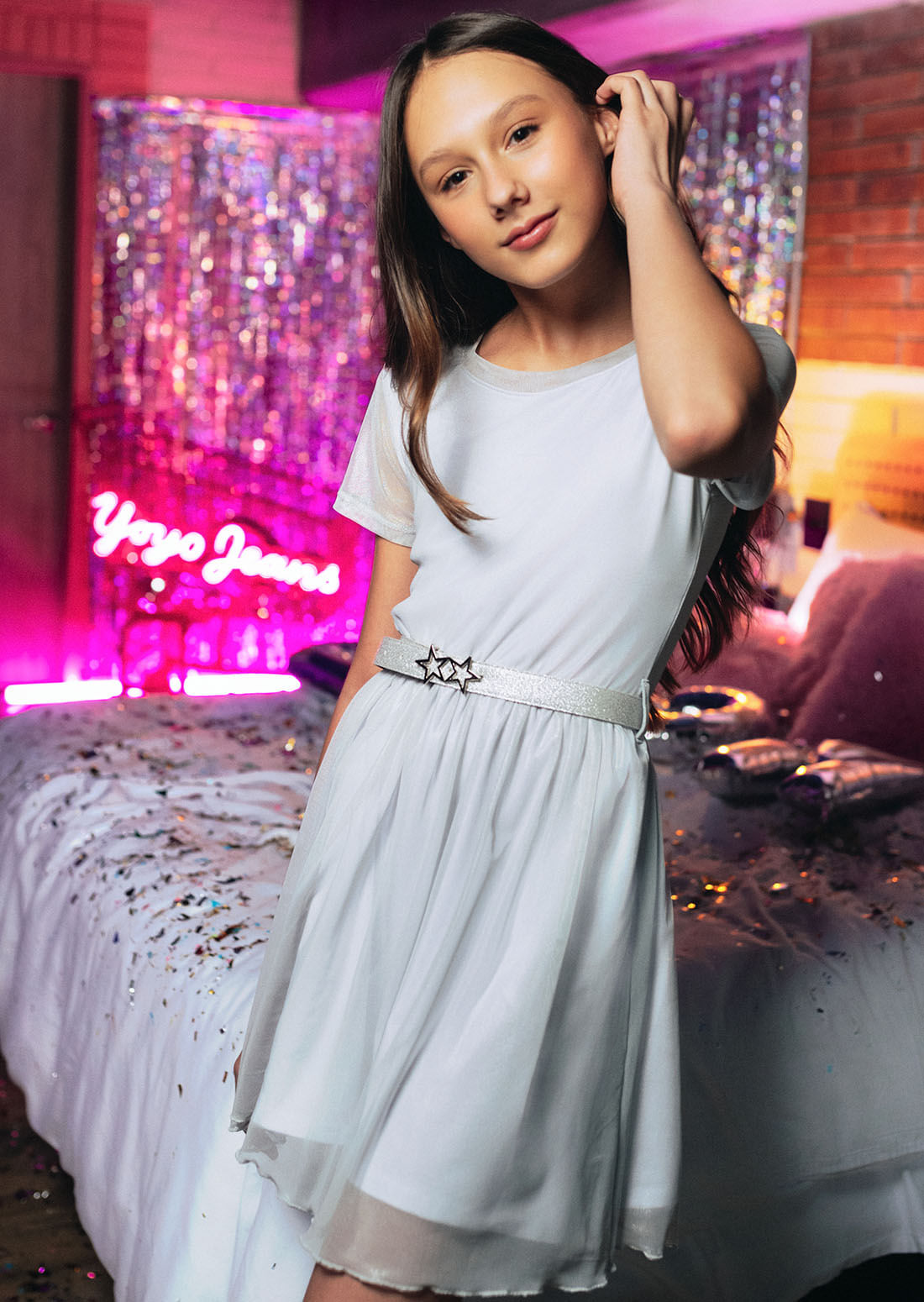Vestido plateado en malla para niñas