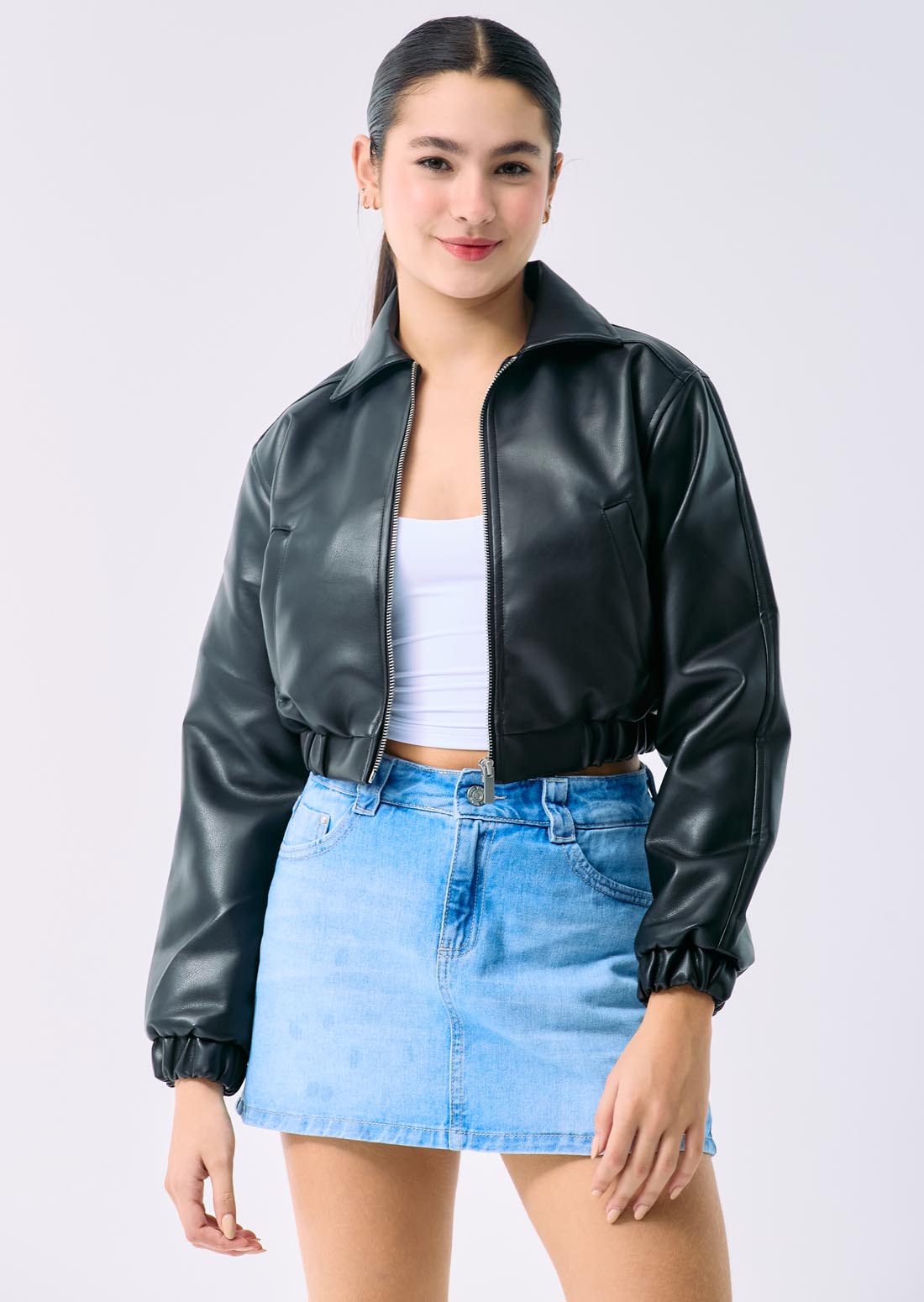 Chaqueta negra sintética para adolescentes