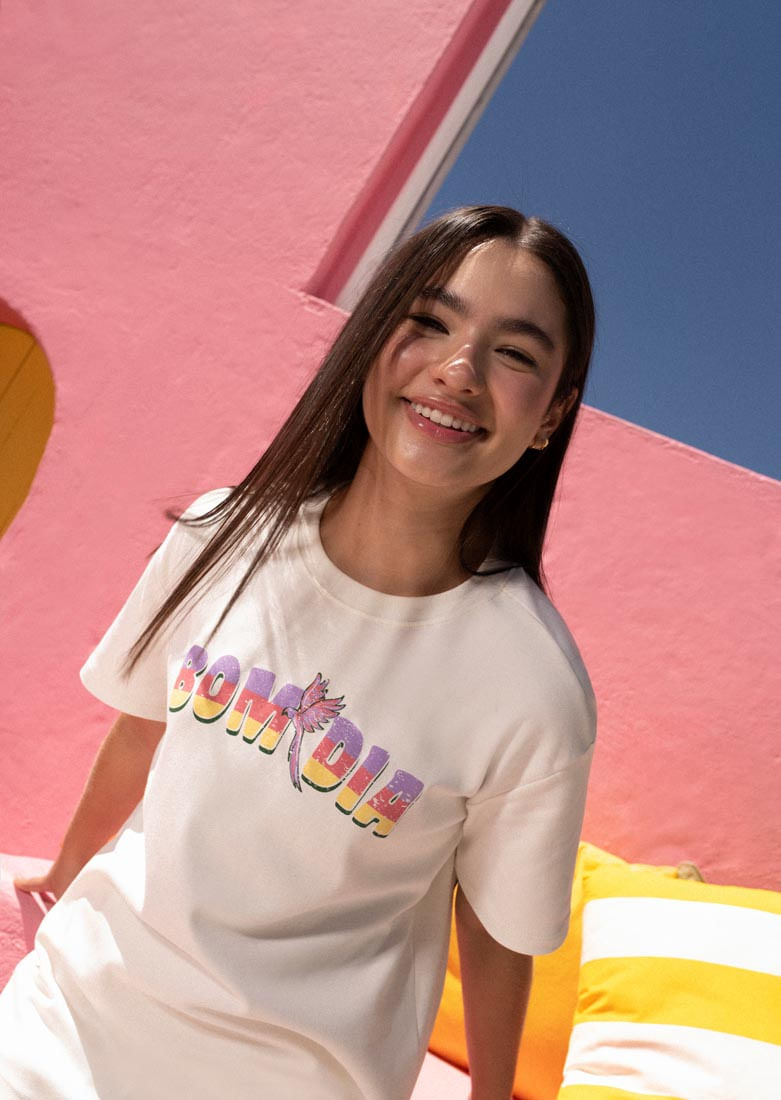 Camiseta oversize marfil estampada para adolescentes