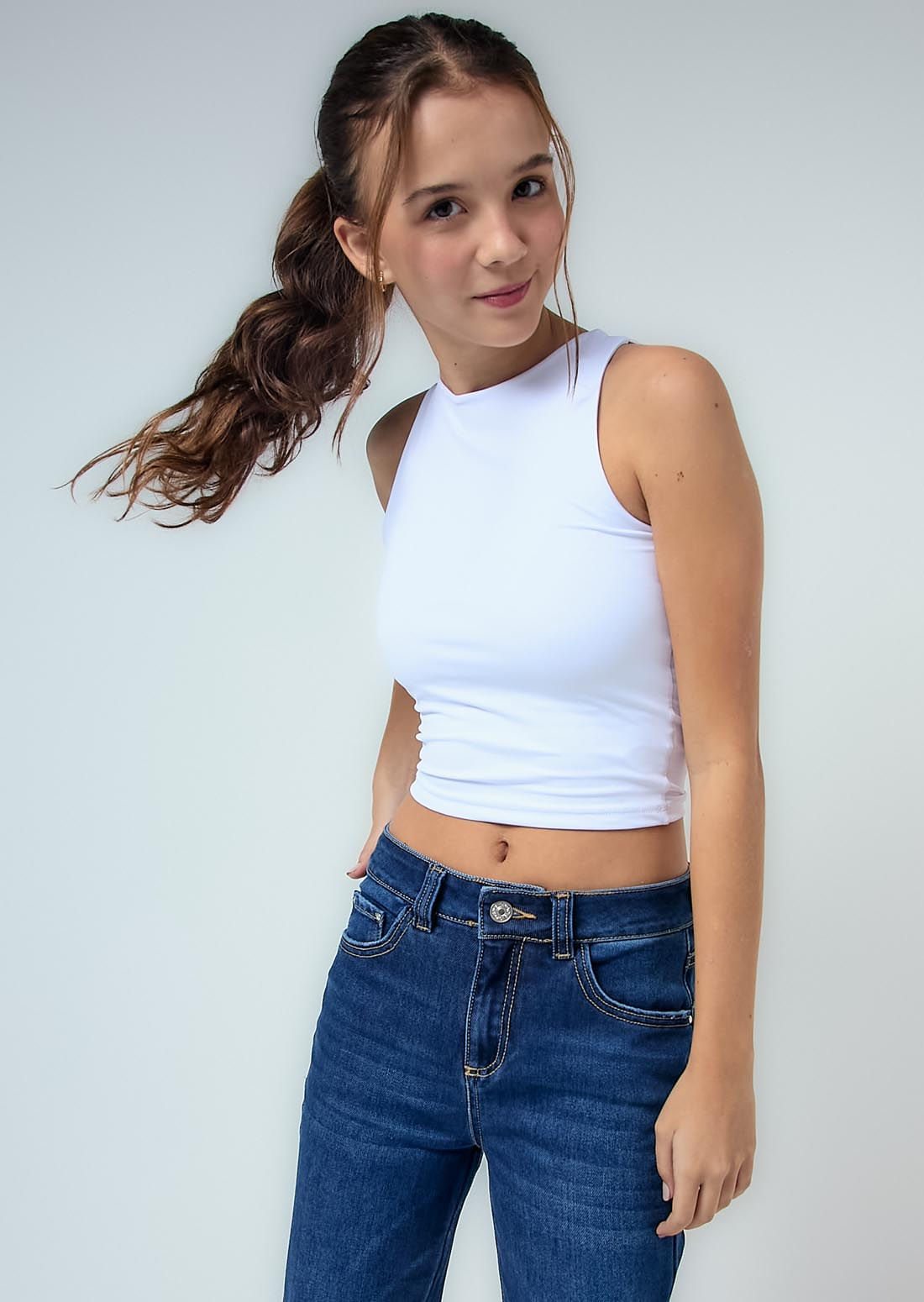 Camiseta blanca fondo entero para jóvenes